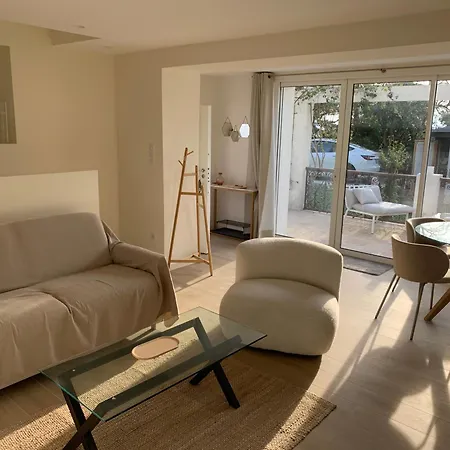 55m2 Charmante Maison Mitoyenne, Jardin, Parking Cannes