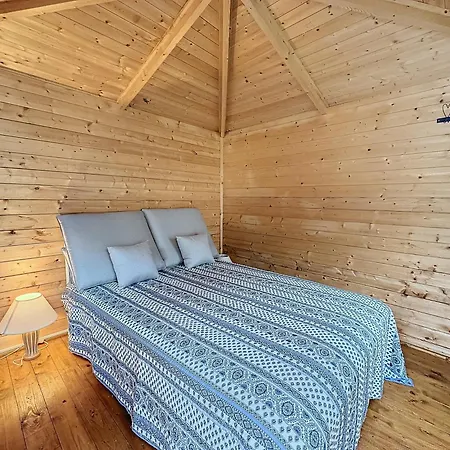 Hébergement de vacances 55m2 Charmante Maison Mitoyenne, Jardin, Parking